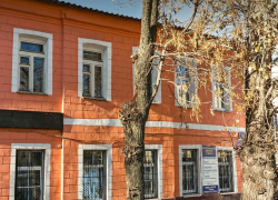 На предупреждение от Рособрнадзора нарвался воронежский институт