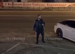 Мужчина открыл стрельбу около ресторана в Воронеже