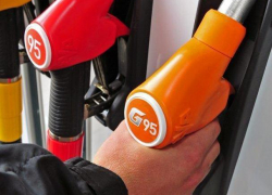 Воронежский автомойщик угнал машину у постоянной клиентки