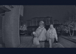 «Стреляли, кричали, били окна»: неадекватная пара устроила погром в Воронеже 