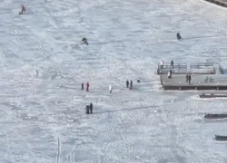 Зимние забавы бесстрашного уровня: мотоциклисты испытали на прочность воронежское водохранилище