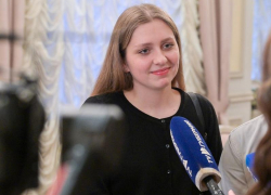 Воронежская пловчиха-красавица Клепикова стала чемпионкой мира в Сингапуре 
