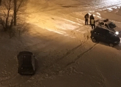 В Воронеже пьяный водитель влетел в детскую площадку «района с вурдалаками»