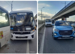 Столкновение двух автобусов показали на фото в Воронеже