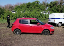 Фото машины после смертельного опрокидывания на трассе опубликовала воронежская полиция 