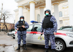 Участковый вызвал Росгвардию из-за поножовщины в Воронеже 