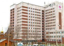 Пациент с ножницами напал на медсестру в воронежской БСМП