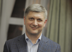 "Незыгарь" обвинил губернатора Гусева в коррупции и потребовал уголовных дел 