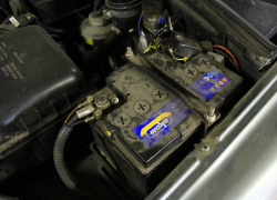 В Воронеже заметили «Приору» с девятью аккумуляторами