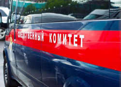 В Воронеже около многоэтажки обнаружили тело 14-летней девочки