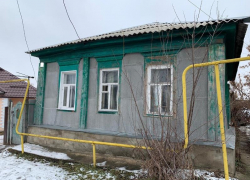 Мужчина проломил голову молотком другу в Воронежской области