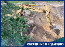 «Дом может рухнуть в любой момент»: рытьё котлована держит в страхе воронежскую семью 