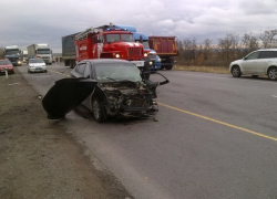 ДТП в Воронежской области: иномарка врезалась в «Камаз»