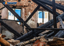 Мужчина погиб, а женщина пострадала на ночных воронежских пожарах