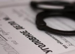 Воронежский пенсионер хотел отомстить жене и попал под уголовную ответственность