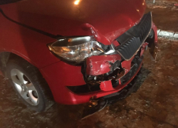 Липчанин на «Приоре» устроил ДТП с автомобилисткой в центре Воронежа