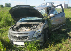 16-летний воронежец погиб в перевернувшемся на трассе автомобиле 