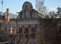 Как проходит ремонт одного из самых старых домов Воронежа