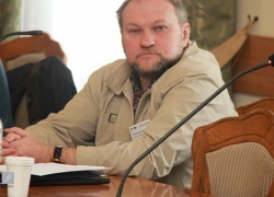 Воронежский политолог заостряет: "12 июня: День России или день Манкурта?"