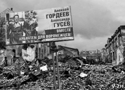 Скандал! Воронежского губернатора Гордеева вместе с заместителем Гусевым нарядили в фашистскую форму