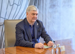 «Не соответствует ожиданиям»: что изменится в воронежском транспорте, раскрыл Александр Гусев