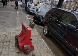 Горэлектросеть рассказала подробности о взрыве тротуара в Воронеже