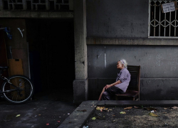 Воронежец избил пенсионерку из-за пенсии 