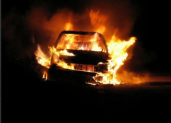 Мужчина сжег иномарку воронежца, приревновав к нему свою бывшую жену