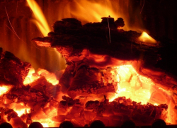 В Воронежской области мужчина из мести сжёг соседке сарай