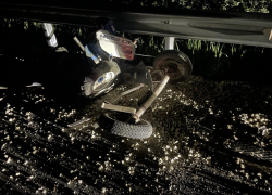 Опубликовано фото с места смертельного столкновения BMW X5 и мотоблока под Воронежем 