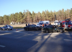 В Воронежской области в результате столкновения «ВАЗа» и «БМВ» погиб житель Курской области