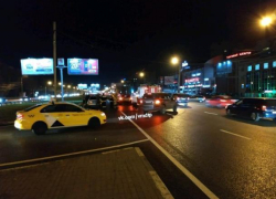 Жуткие последствия ДТП с байкером сняли в Воронеже