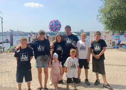 Жуткий пожар оставил семью с 7 детьми без крыши над головой в Воронеже