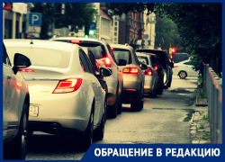 Спешившим на поезд воронежцам предложили подождать ответа от такси 38 часов