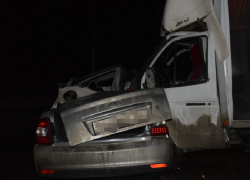 Опубликованы фото смертельного ДТП с четырьмя погибшими на воронежской трассе