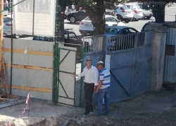 Стройфирма известного мецената «забивает» на запрет мэра Гусева