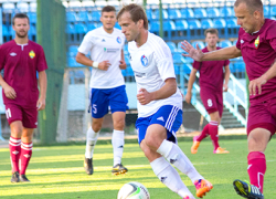 Два бывших игрока воронежского «Факела» перешли в «Армавир» 