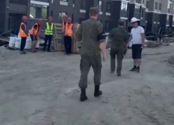 Контракты о воинской службе заключили пять мигрантов в Воронежской области