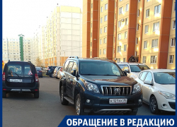 Land Cruiser с блатными номерами испортил утро воронежцам