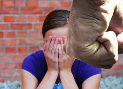 Воронежец пытался изнасиловать 12-летнюю девочку на первом свидании