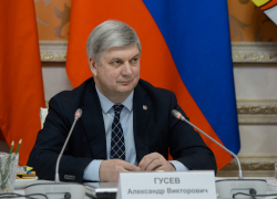 Погибшего в сливной яме сына главы воронежского поселения представят к награде