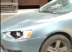 Зверская месть за парковку настигла иномарку в Воронеже 