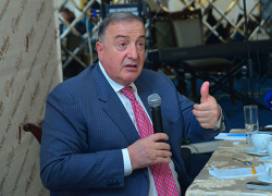 Мандат восьмого воронежского депутата Госдумы добывают «методом глубокого убеждения»