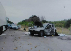 Опубликованы жуткие снимки смертельной массовой аварии с грузовиком на М-4 «Дон»