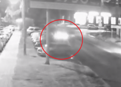 Момент тарана четырех припаркованных иномарок попал на видео в Воронеже