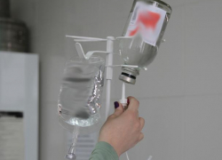 Росздравнадзор нашел нарушения в больнице под Воронежем, пациент которой умер после капельницы