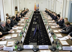 Алексей Гордеев стал работать без выходных