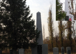 "Воронежские чиновники переписывают историю". Как политики прокомментировали снятие красных звезд с братских могил