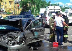 В массовой аварии на воронежской набережной пострадала 10-месячная девочка