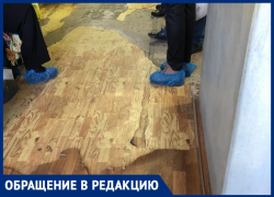 Неопрятным видом встречает пациентов поликлиника под Воронежем 